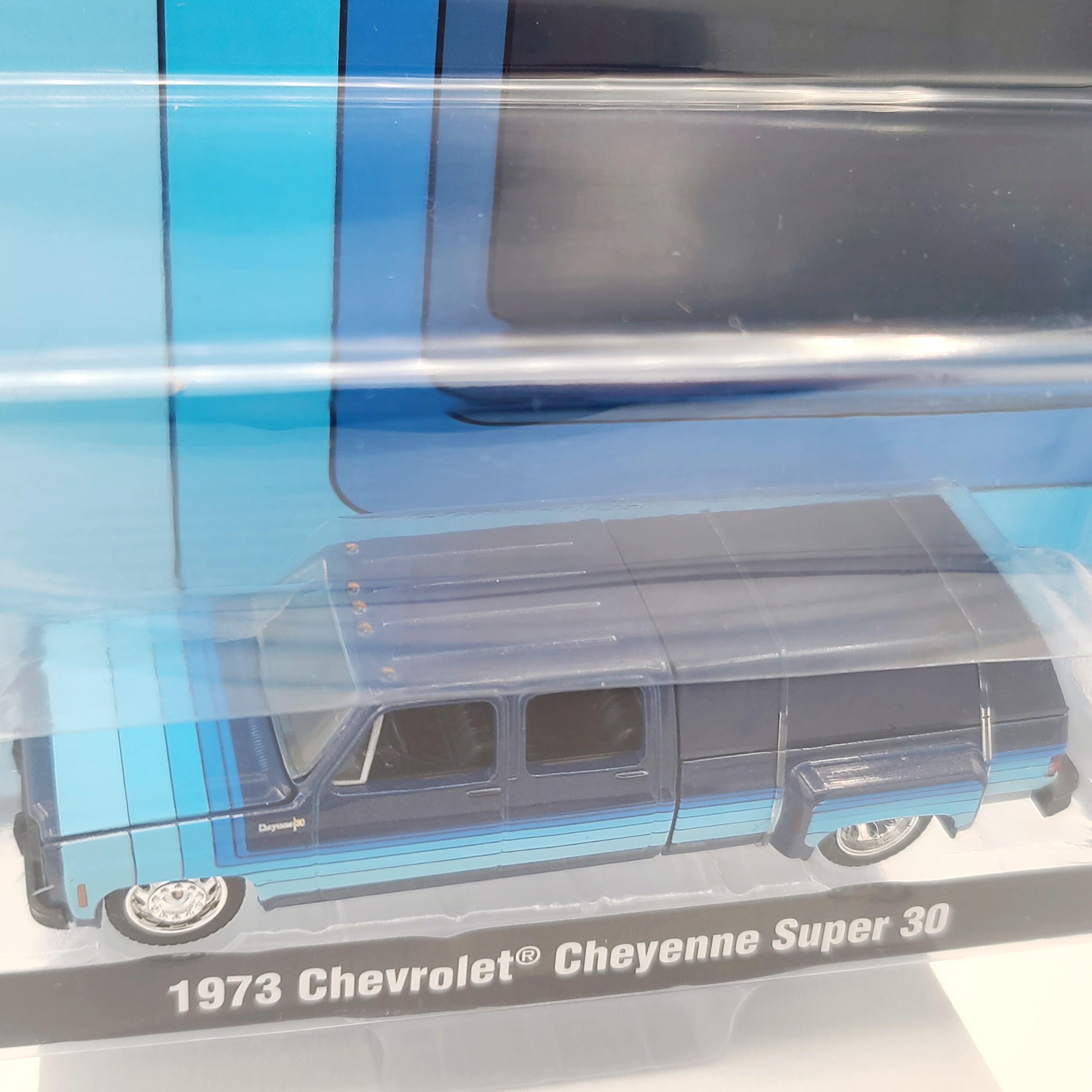 M2 Machines 1973 Chevrolet Cheyenne Super 30 Dually Pickup w/ Camper Shell - 1:64, Blue (2025 MiJo Exclusives - Limited Edition)